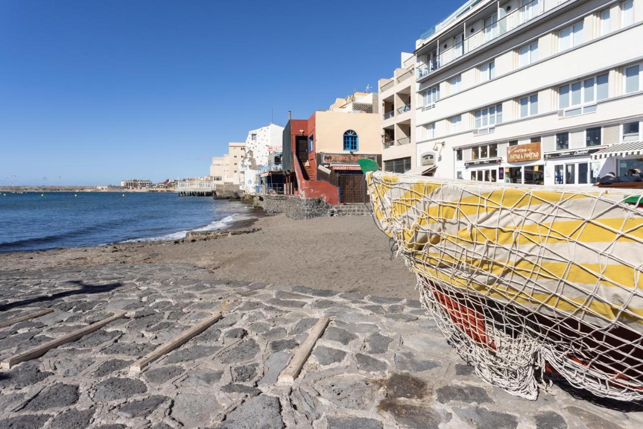 Home2Book Beachfront El Medano Kültér fotó